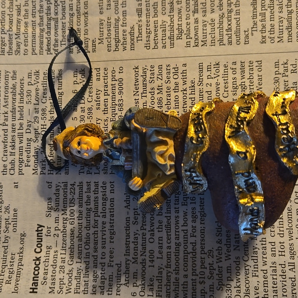 Boyds Bears Gold and Brown Ornament